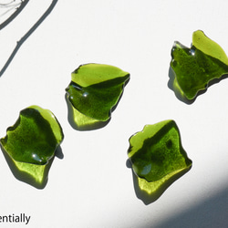 【 5点セット】● ガラスの箸置き -「みどりのガラス 」・緑色・光沢 4枚目の画像