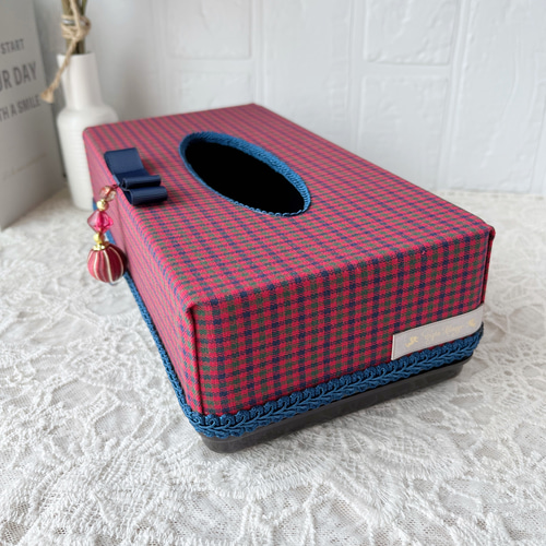 再販③ファミリア風赤チェック柄 ティッシュボックスケース