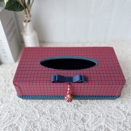 再販③ファミリア風赤チェック柄 ティッシュボックスケース ティッシュ