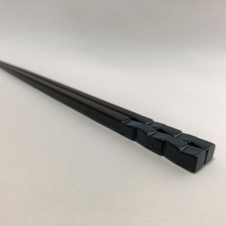 箸　市松　勝色×溜塗（長さ23㎝） 3枚目の画像