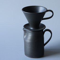 陶器のコーヒードリッパー　黒　大 2枚目の画像