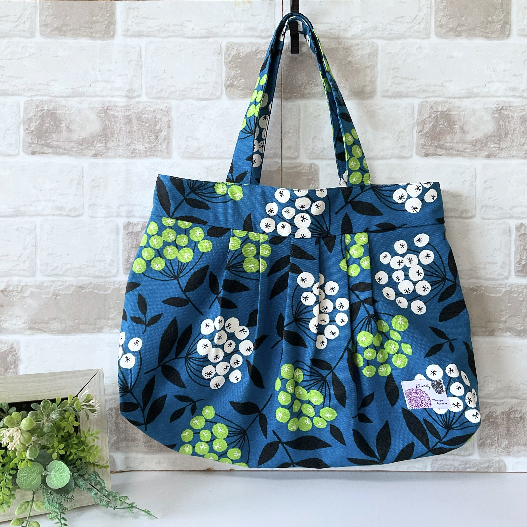 【Lサイズ】オリーブ柄　綿麻グラニーバッグ　ブルー　＜A4サイズ入ります＞　エコバッグにも♪