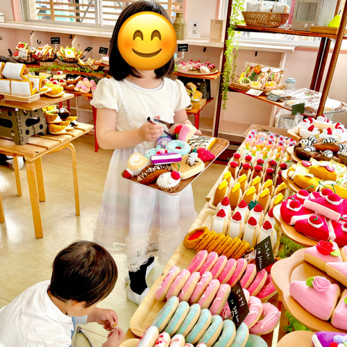 おままごと☆フェルトのパン&三角ケーキ屋さん おもちゃ・人形 Banana