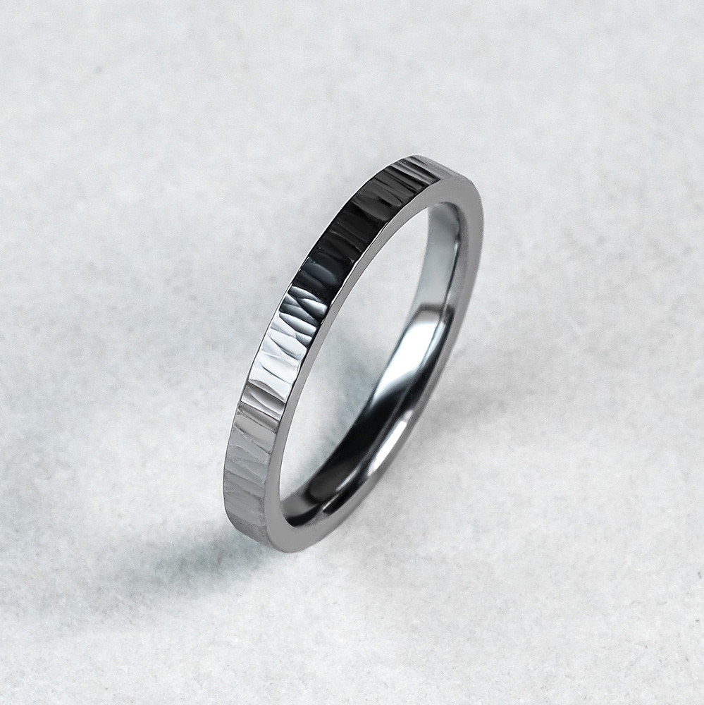 tantalum ring [aurora]