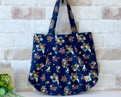 ファスナー付きMサイズ】鳥と花柄シークレットガーデン グラニー