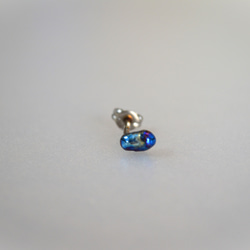 Outlet 鈦耳環「Melt β 16 規格」（1.2 毫米）獨一無二的商品 第1張的照片