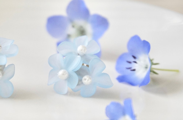 【再販なし】小花の耳飾り〜ネモフィラ〜 2枚目の画像