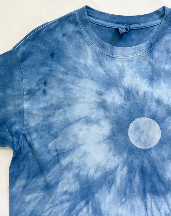送料無料 MOONLIGHT Tシャツ1 月光 藍染 絞り染　オーガニックコットン使用　 3枚目の画像