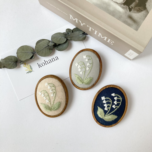 木枠のブローチ(単品)【すずらん】 ブローチ kohana 通販｜Creema 