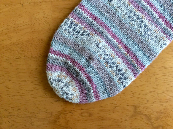 手編みの靴下  コットン30% 4枚目の画像