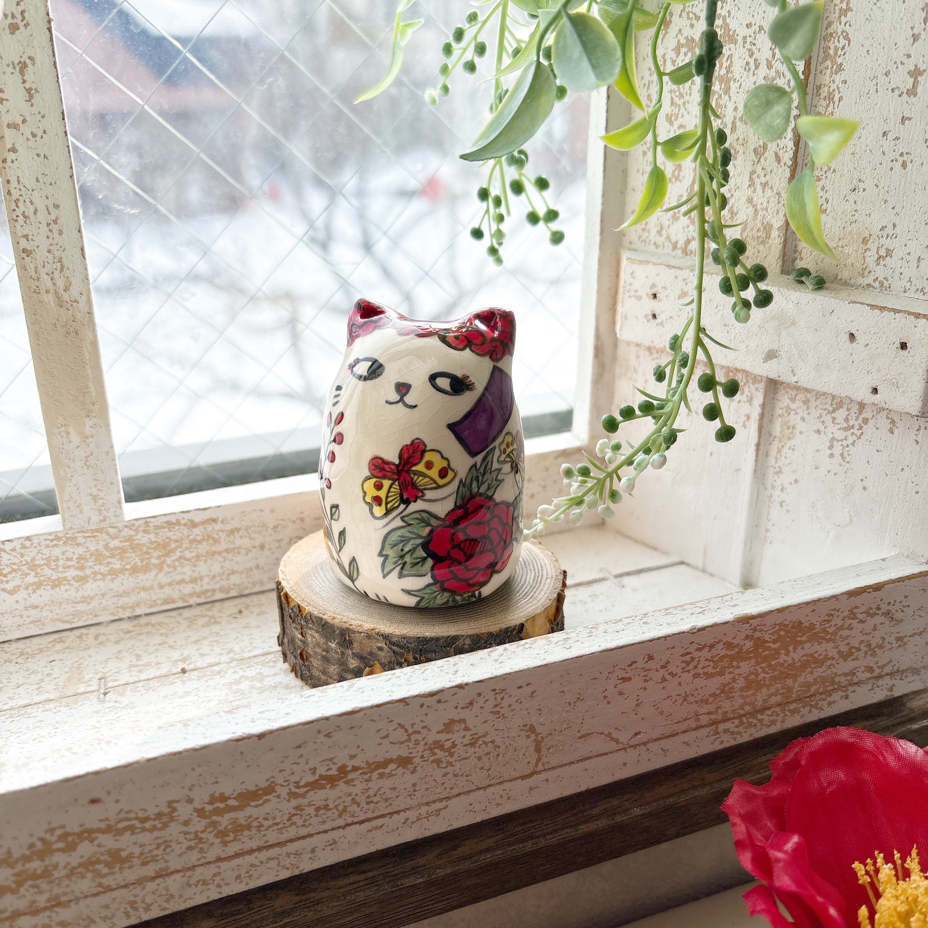 【再販】 花札-猪鹿蝶-猫目にゃんこペーパーウェイト/陶人形 置物 ねこ