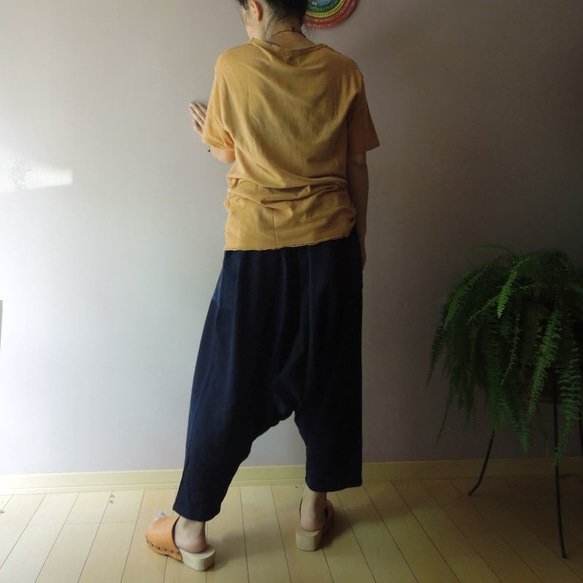 【SALE】asana ユニセックス草木染めTシャツ314●泥染めディン 3枚目の画像