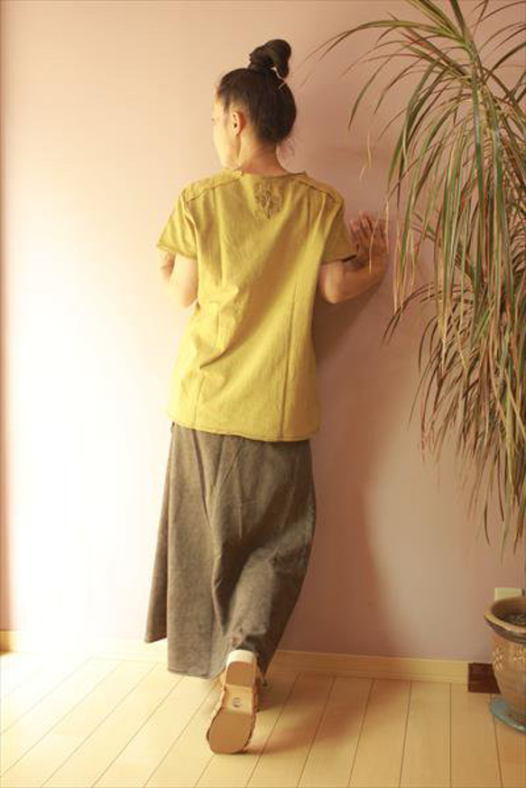 【SALE】asana ユニセックス草木染めTシャツ170●カーキ 9枚目の画像