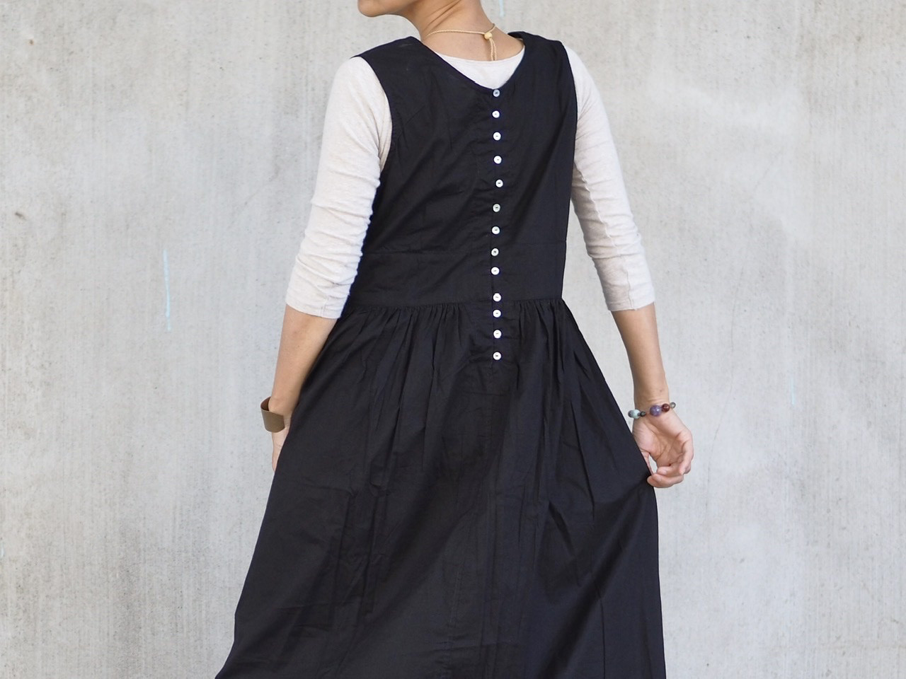 《3サイズ》両面着れるウエスト切り替えワンピース/ブラック