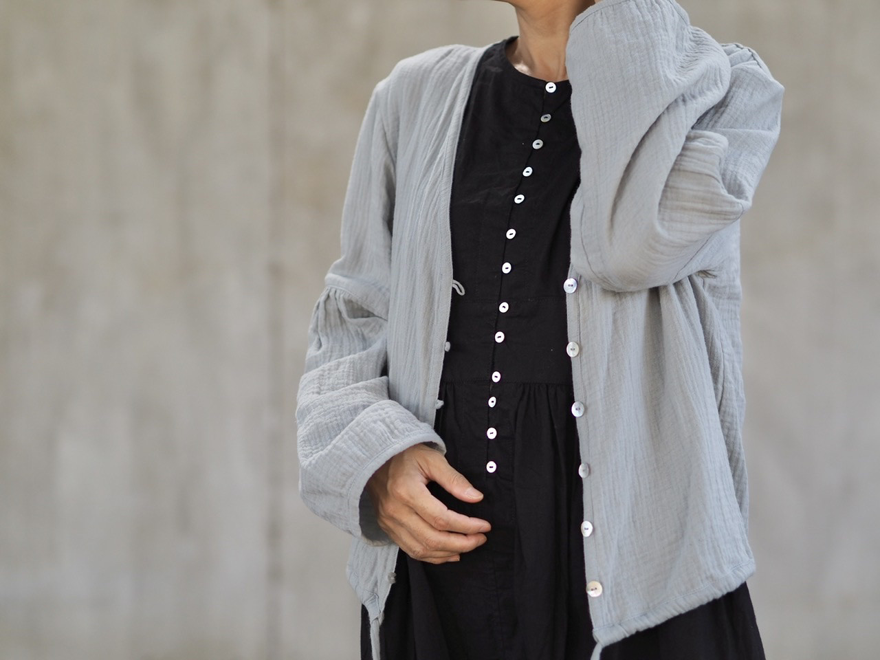 《3サイズ》両面着れるウエスト切り替えワンピース/ブラック