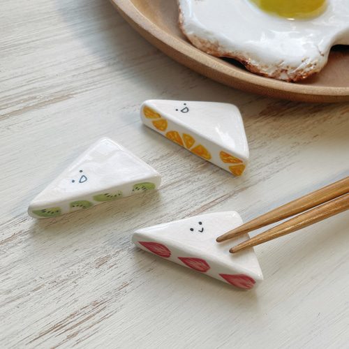 再販】フルーツサンドちゃん箸置き/食べ物ちゃん サンドイッチ 箸