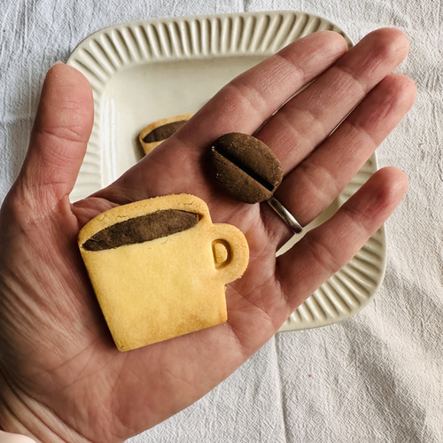 サイズ選択】コーヒーカップとコーヒー豆 クッキー型 クッキー型