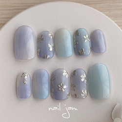 ソーダブルーのミラーフラワーネイル 〜ネイルチップ ブライダル 成人