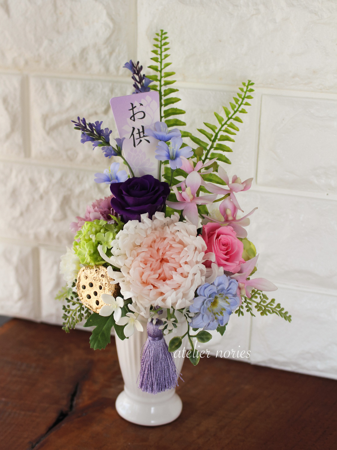 再販x3  きずな０１　プリザーブドフラワーのお供え花　気温の高くなるこの時期にお仏壇を彩るアレンジメント