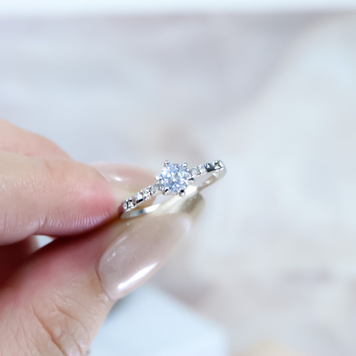 指輪　リング　まとめ MR68】キラキラCZダイヤモンドの指輪 婚約リングのような美しい