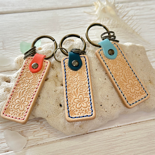 名入れ無料」 レザー ストレート キーホルダー （プルメリア柄） 革