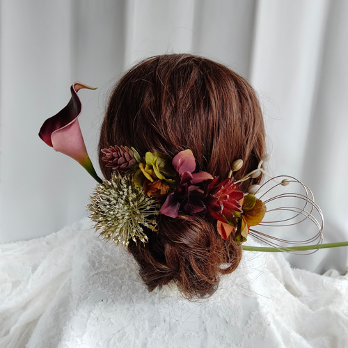 カラーの花との髪飾り ゴールド ムラサキ ブラウン 茶色 モスグリーン