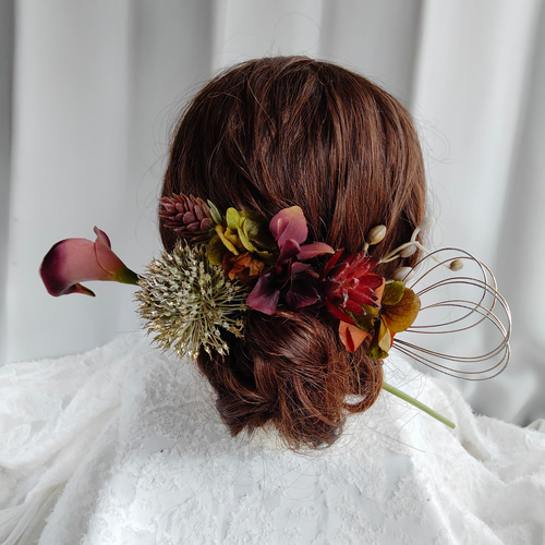 カラーの花との髪飾り ゴールド ムラサキ ブラウン 茶色 モスグリーン