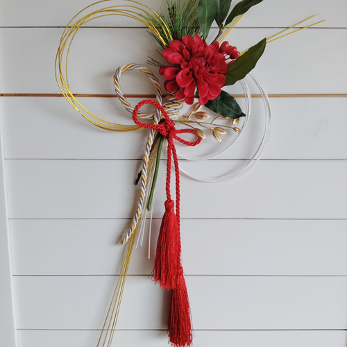 スタイリッシュ モダン しめ縄 お正月飾り しめ飾り 紅白 金 和紙