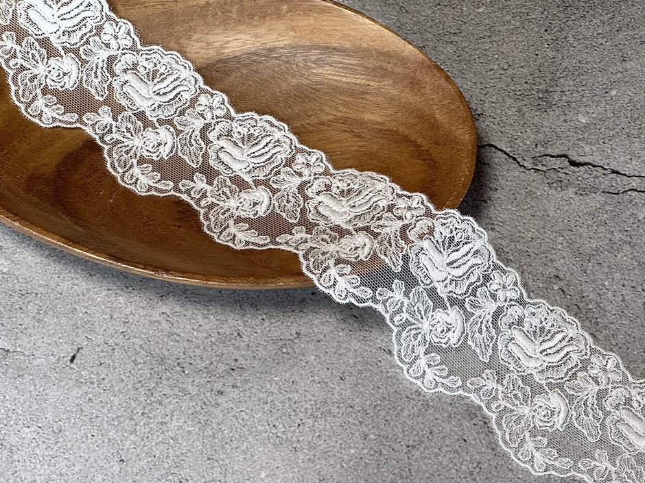 チュールレース一覧 R-2 2m チュールレース 両耳スカラップ 花柄 日本製 lace-No,008 レース