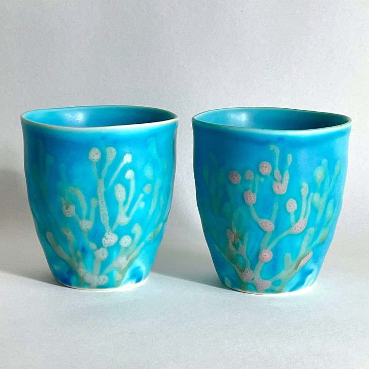 結婚祝いのプレゼント やちむんフリーカップ 沖縄の縁起の珊瑚のタンブラー ターコイズ色 ペア【ギフトボックス＆紙袋付】