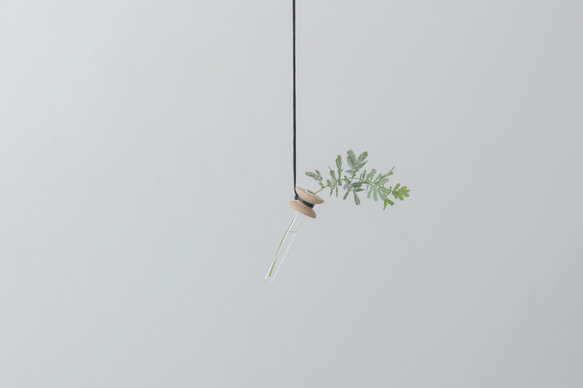 suspended flower - oak 2枚目の画像