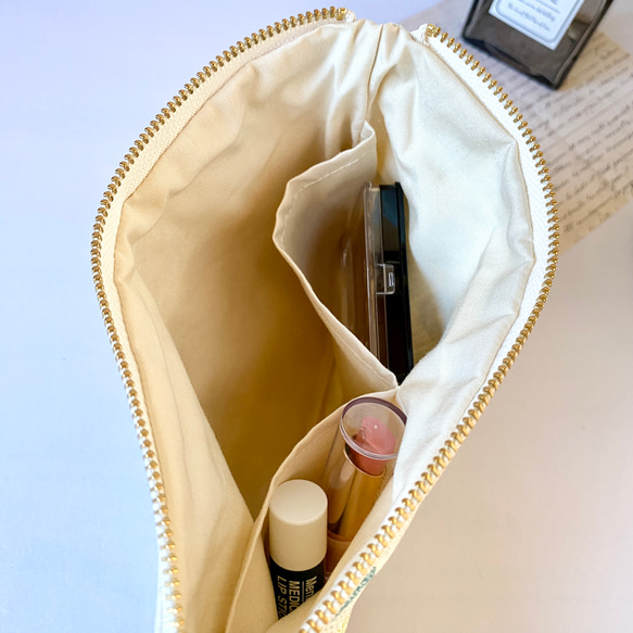 ＊北欧風＊ドット柄＊フラットポーチ＊通帳入れ＊お薬手帳入れ＊20センチファスナー 10枚目の画像