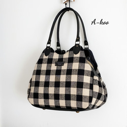 受注製作』サークルレース☆黒＆水☆あおり付きがま口バッグ がま口 A