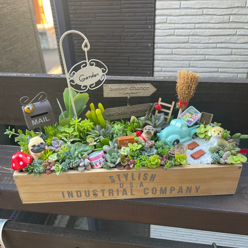 受注制作 ガーデンorオーシャン箱庭風多肉植物寄せ植え その他