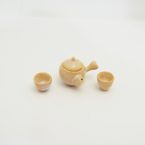 人気満点 再販・ミニチュア！「萩焼・急須と湯飲み」 立体・オブジェ 工芸品