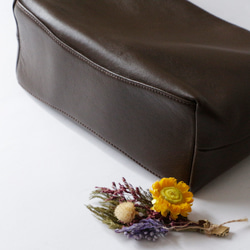 レトロな革ショルダーバッグ斜め掛けスマホショルダー長財布収納可能 6枚目の画像