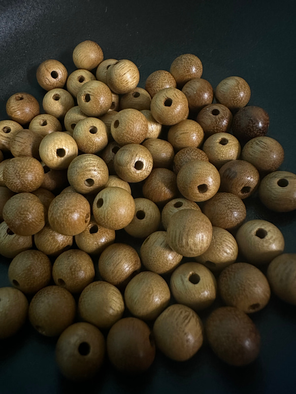 ウッドビーズ 香る楠木（クスノキ）8＊9.1mm 10pcs ビーズ wood beads