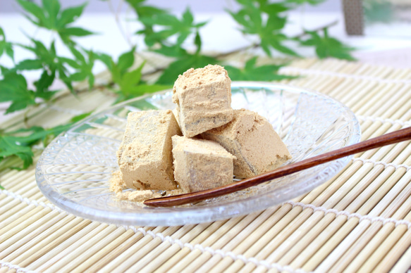 ＜グルテンフリー＞蓮根と豆乳で作ったひんやり和菓子「はすっ娘」2種×3個の６個セット 2枚目の画像