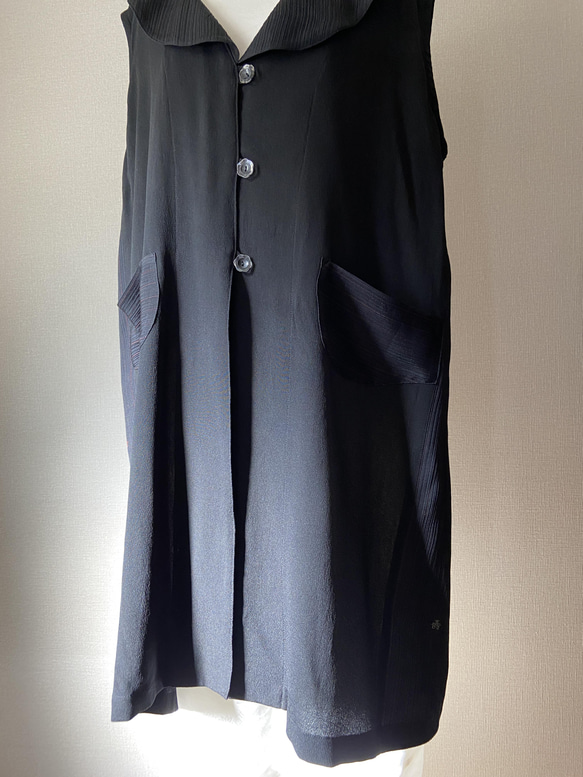 着物リメイク　フリル衿のロングジャケット　黒　ブラック 4枚目の画像