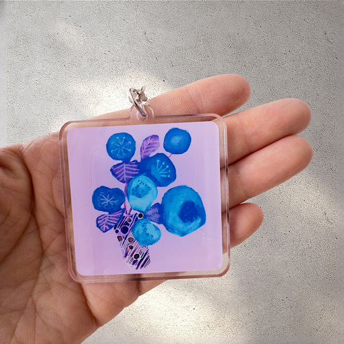 アクリルキーホルダー(花瓶の花) キーホルダー hiish - イッシュ
