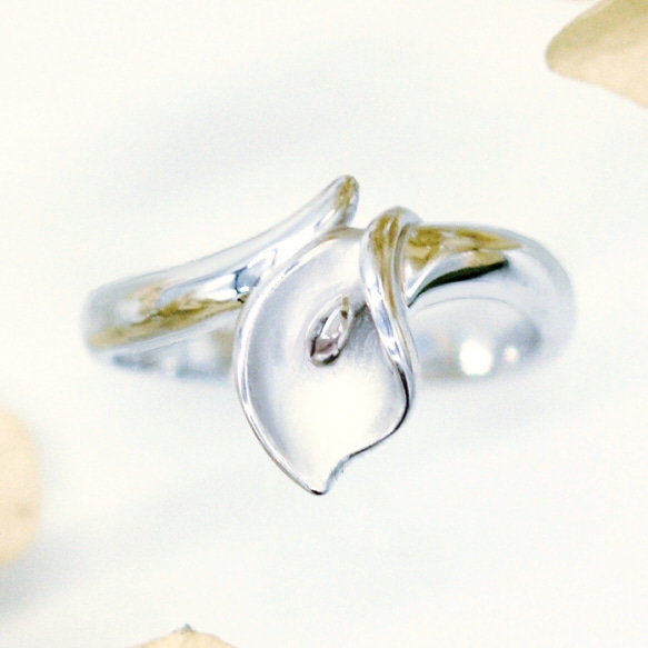 しとやかなカラーの花•リング【スターリングシルバー製/フラワー