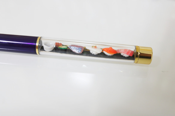 金箔入日本酒とお寿司のボールペン 2枚目の画像