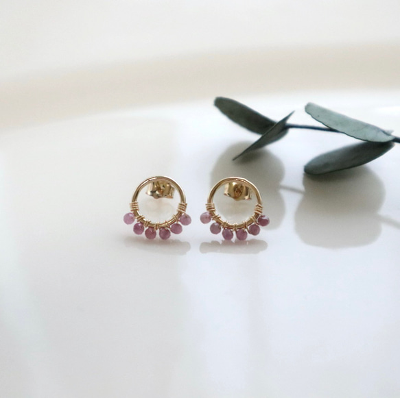 ｛ピアス/イヤリング｝14kgf/half fleur earrings ピンクサファイア(9月誕生石） 2枚目の画像