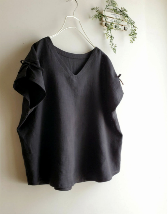 ＊くったりリネン＊Vネック＊フレンチドルマンブラウス♪黒 1枚目の画像