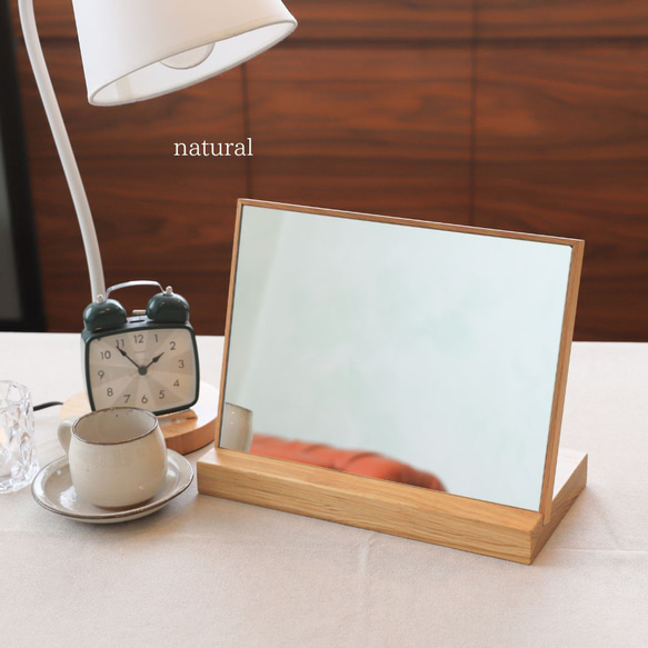 卓上ミラー＆無垢材スタンド～贈り物にもオススメ～ 卓上 鏡 リビング 無垢材 インテリア 3枚目の画像