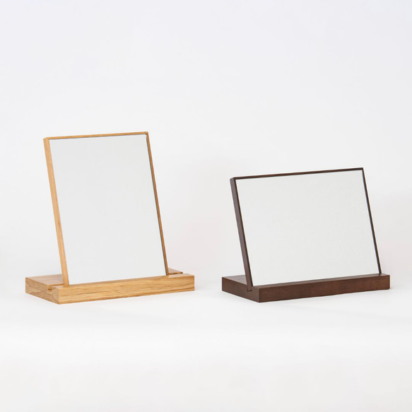 卓上ミラー＆無垢材スタンド～贈り物にもオススメ～ 卓上 鏡 リビング 無垢材 インテリア 8枚目の画像