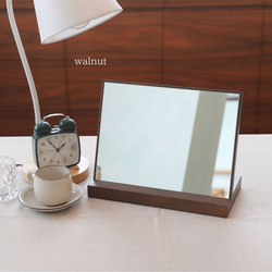 卓上ミラー＆無垢材スタンド～贈り物にもオススメ～ 卓上 鏡 リビング 無垢材 インテリア 4枚目の画像