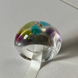 蜻蛉玉の指輪＊虹のドット〈2025-01〉 5枚目の画像