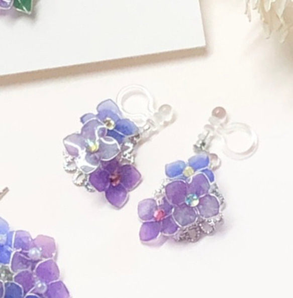 顏色會隨著溫度變化嗎？ ！繡球花銀三朵耳環 浸花 第2張的照片