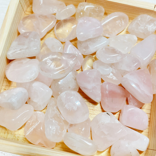 ✨【再販30点以上】恋愛 天然石 ローズクォーツさざれ石（大粒） 100g